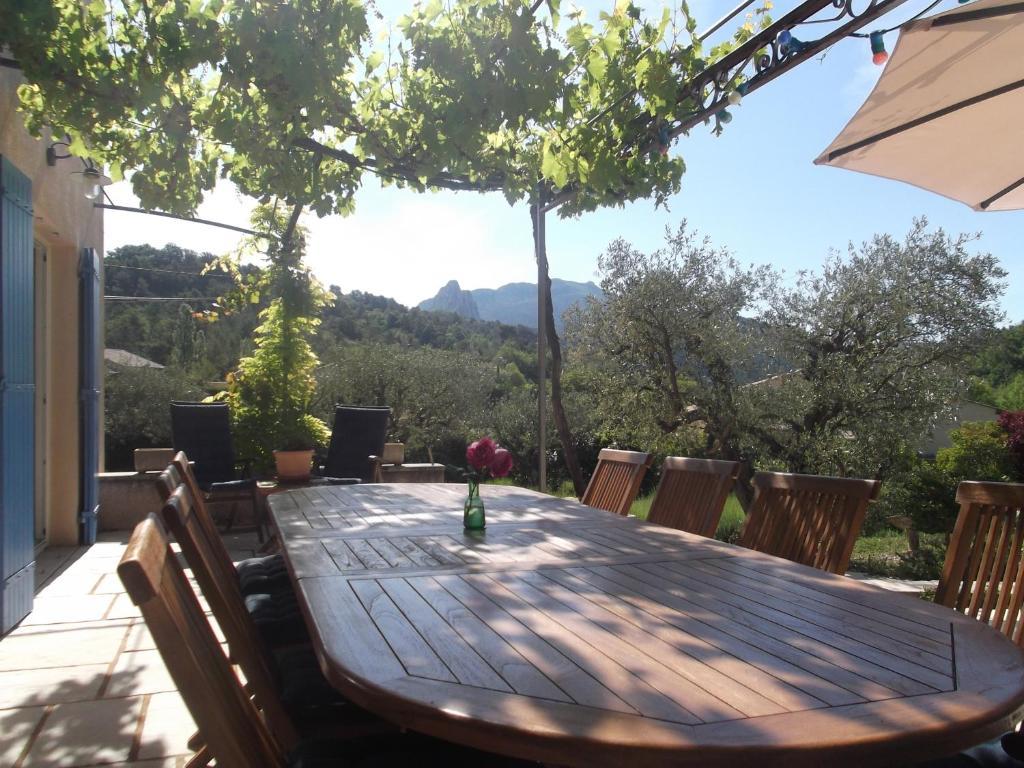 La Serenade Buis-les-Baronnies Exterior photo